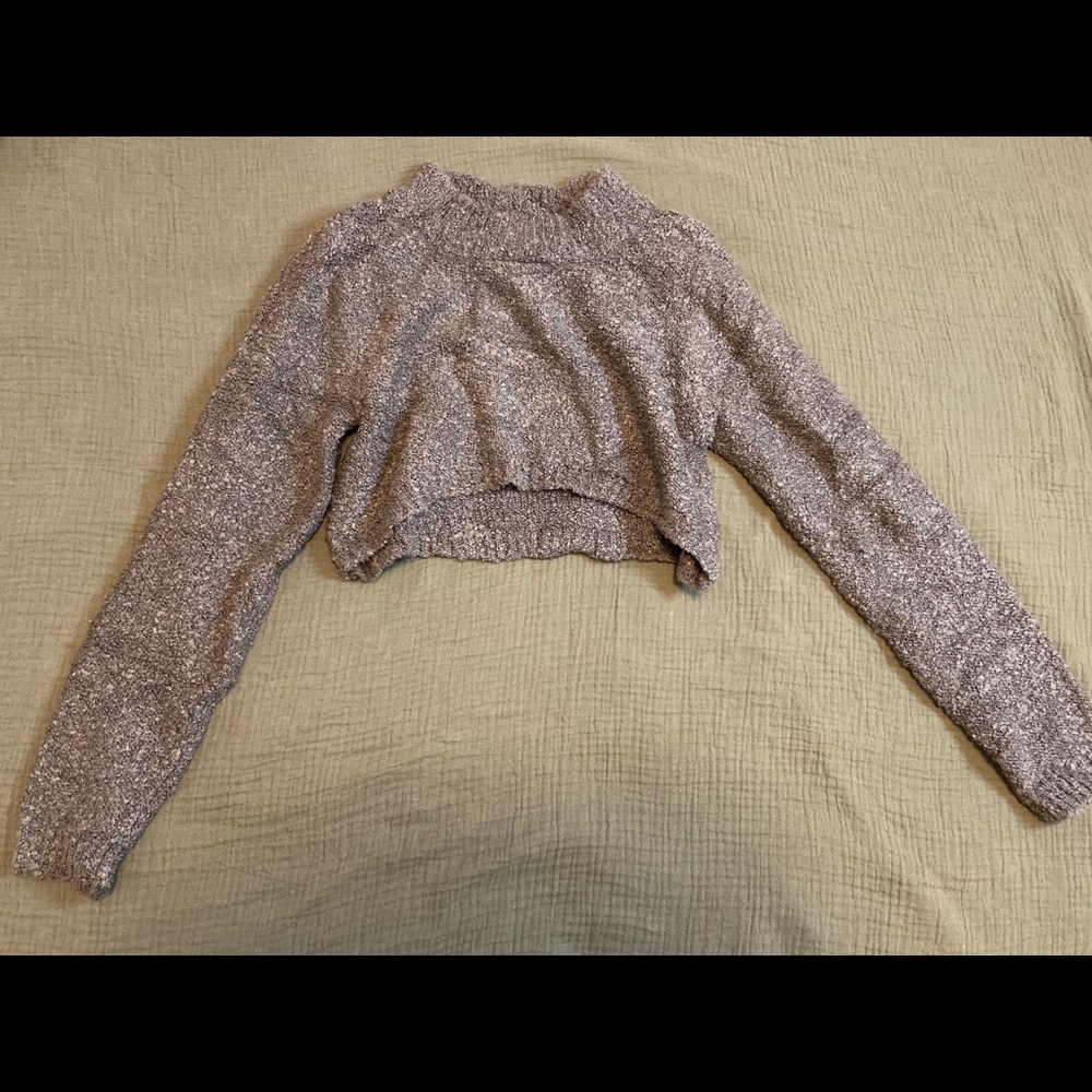 Crop top sweater